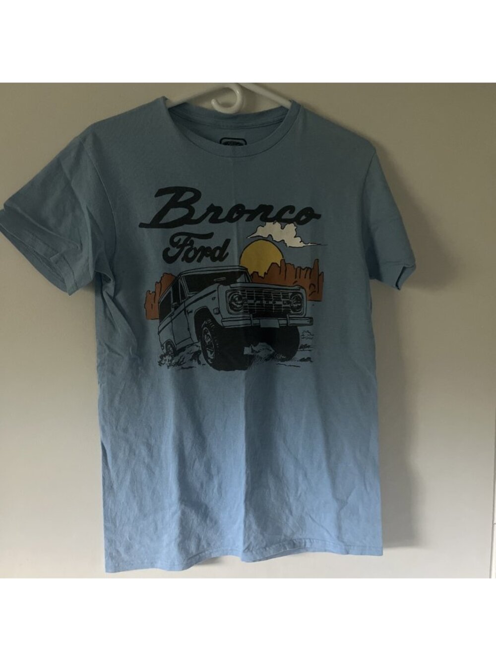 FORD BRONCO Official Licensed Product  Logo T-Shirt Size S Vintage Look Desert